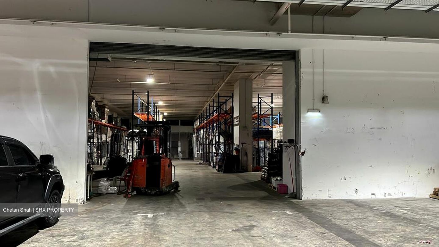 LINER (D22), Factory #498076971